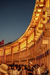 大屋根リングに沿って