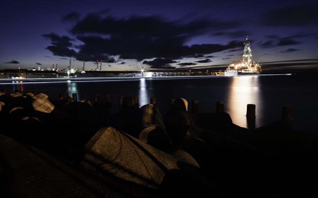 初日の出がちきゅうの櫓あたりだといいけれど。。。