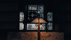 ヨドコウ迎賓館　室内　ランプ