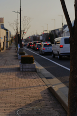 神戸　夙川　夕刻に帰宅する人たち