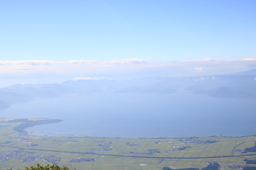 磐梯山からの猪苗代湖