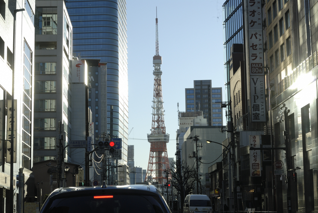 朝の東京