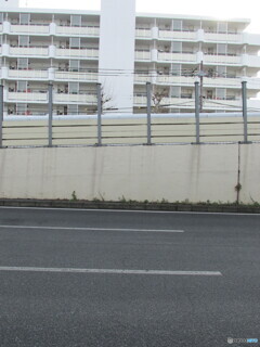 陸橋入口横から