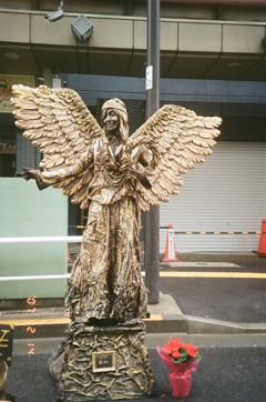 勝利の女神 Nike