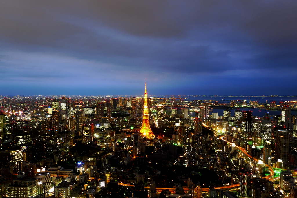 TOKYO TOWER