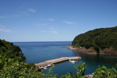 青い空と青い海と静かな港と・・・