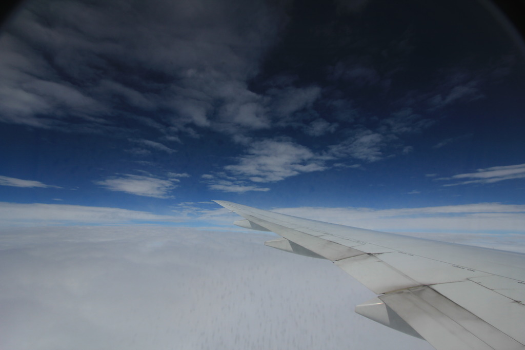 空の彼方へ