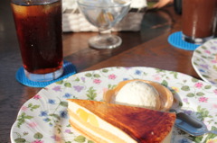 りんごのケーキでティータイム