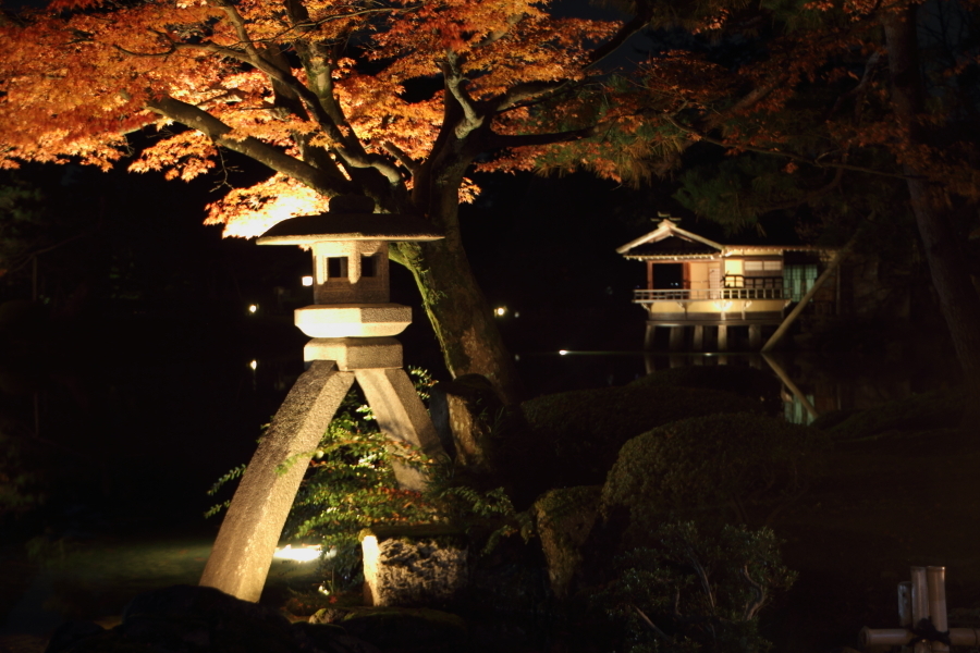 ことじ灯篭