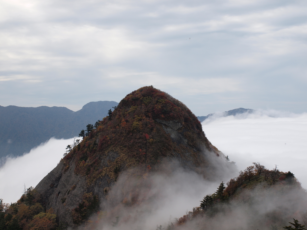 子持権現山