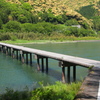 清流に架かる橋