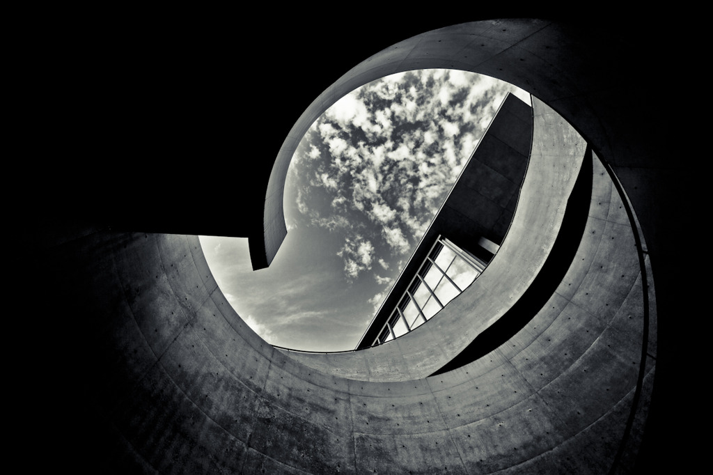 HOLE
