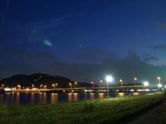 一番星・芦田川土手