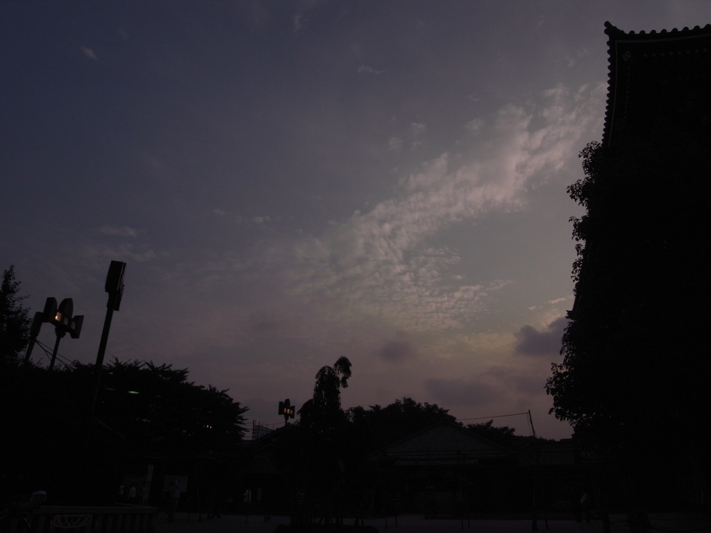 暮れる空