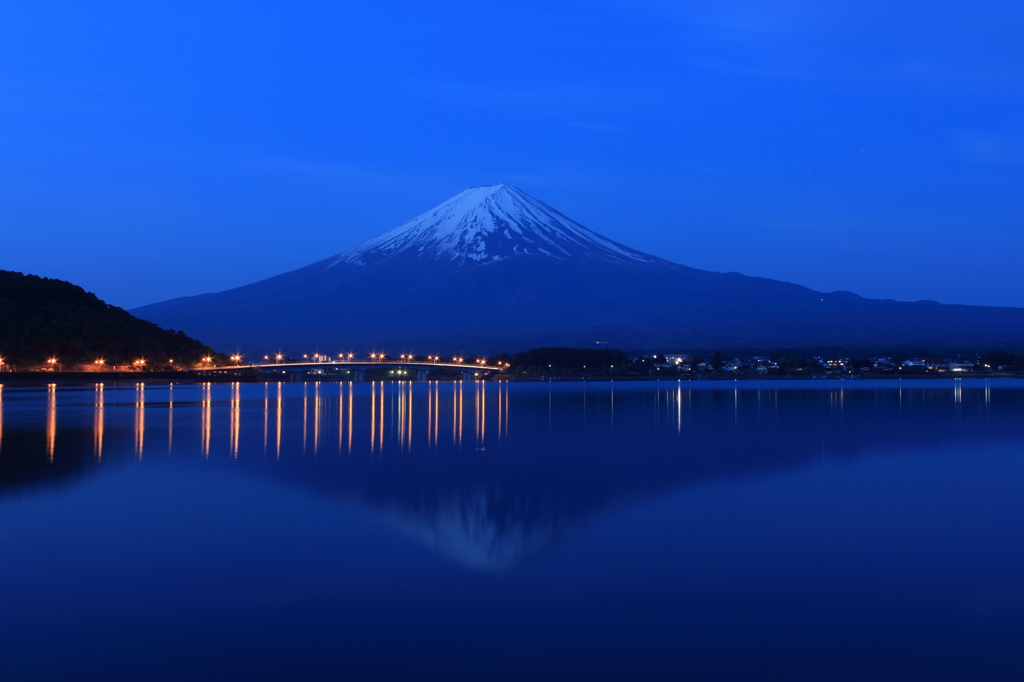 夜明けを迎える