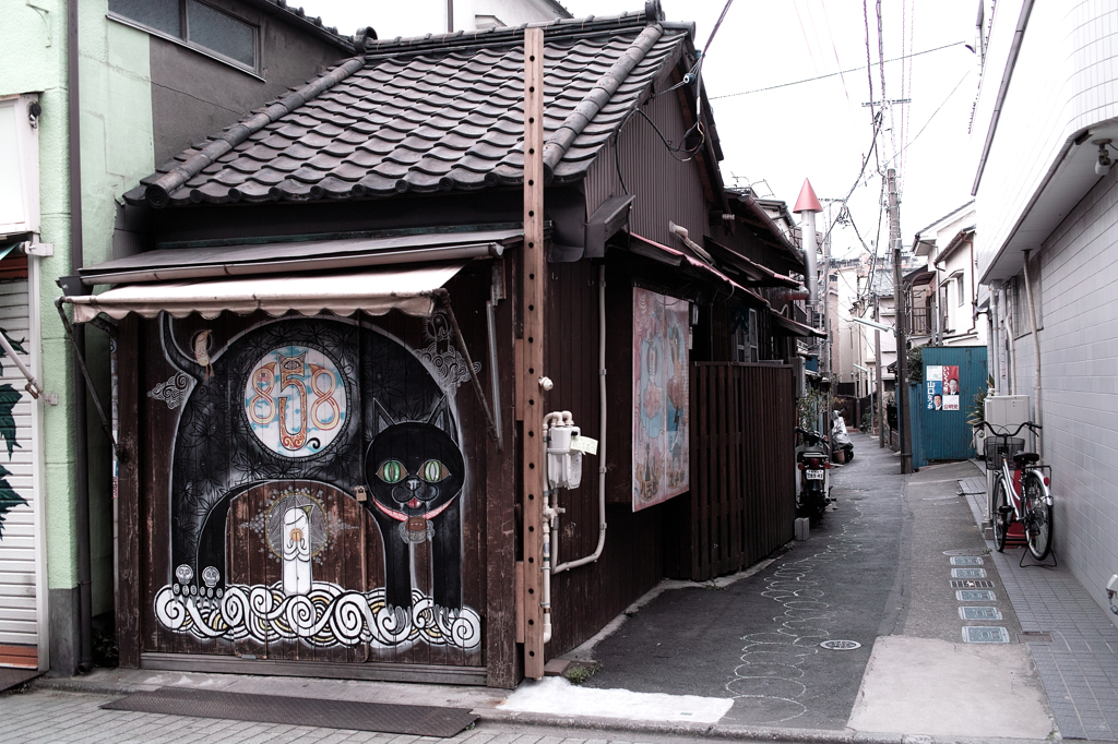 北千住の変な家