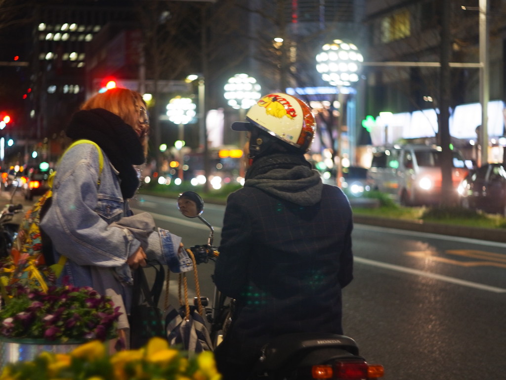 夜の街の恋人たち