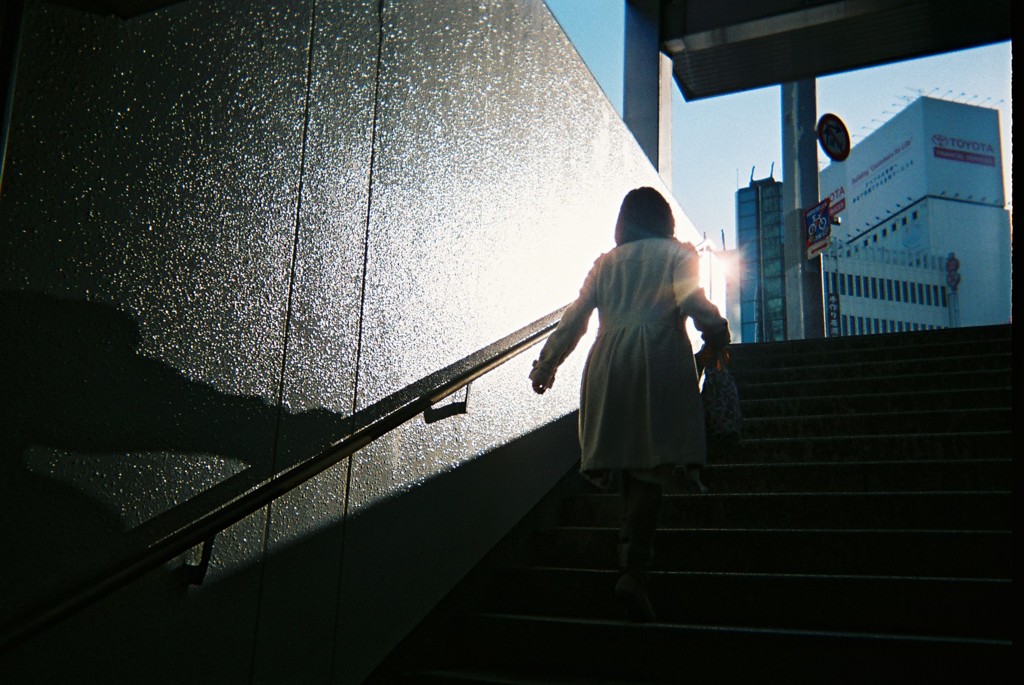 地上へ（フジカラー「写ルンです！」にて撮影）