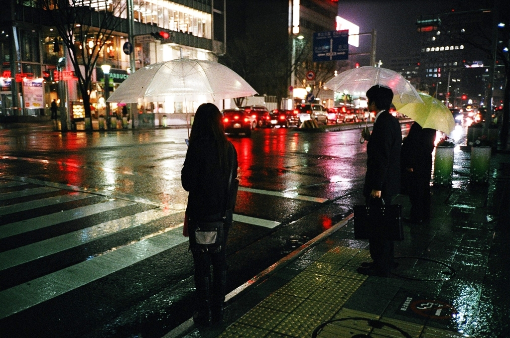 雨の夜　２