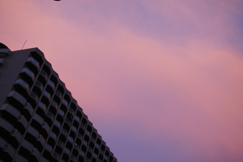 ビルと空２