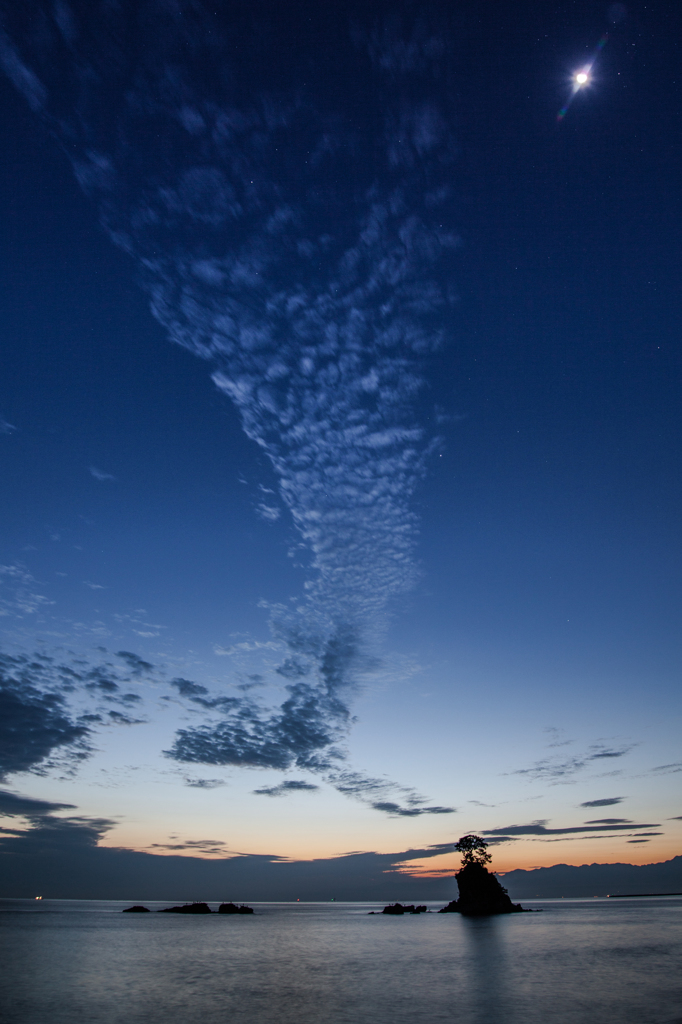 雲の道