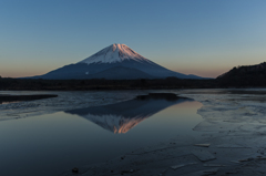 氷の夕景