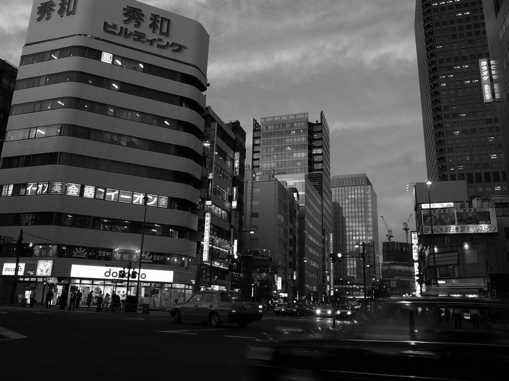 港区大門交差点