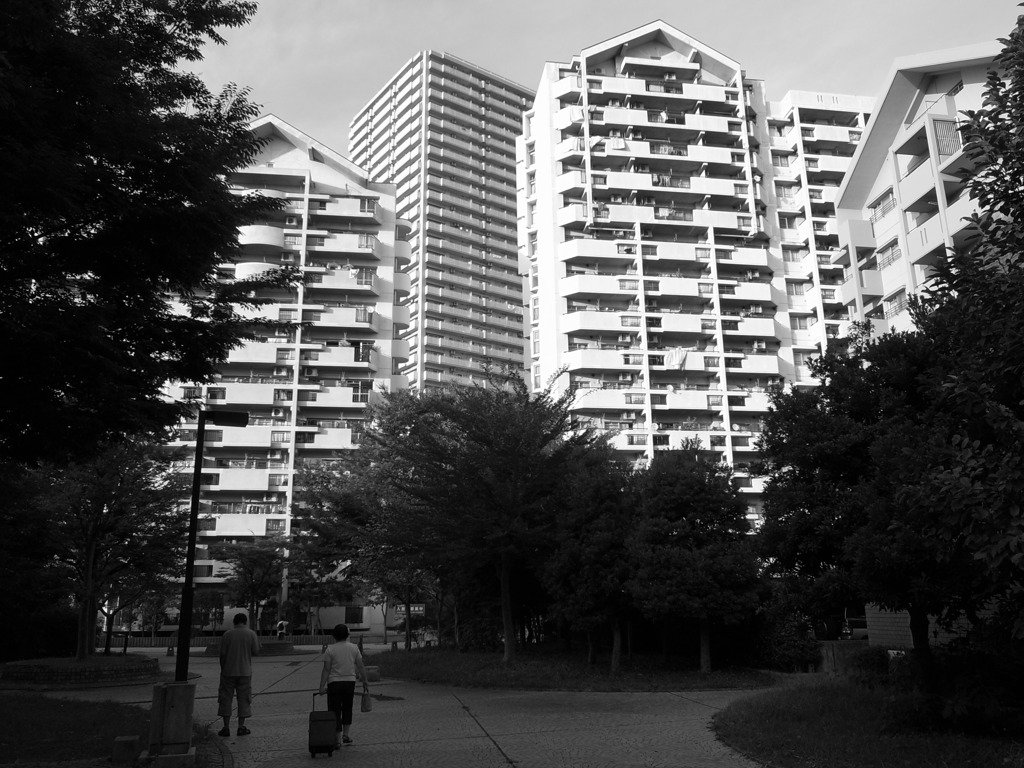 江東区東大島のマンション群