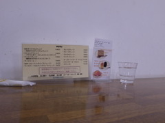 新宿三越ジュンク堂内喫茶店にて