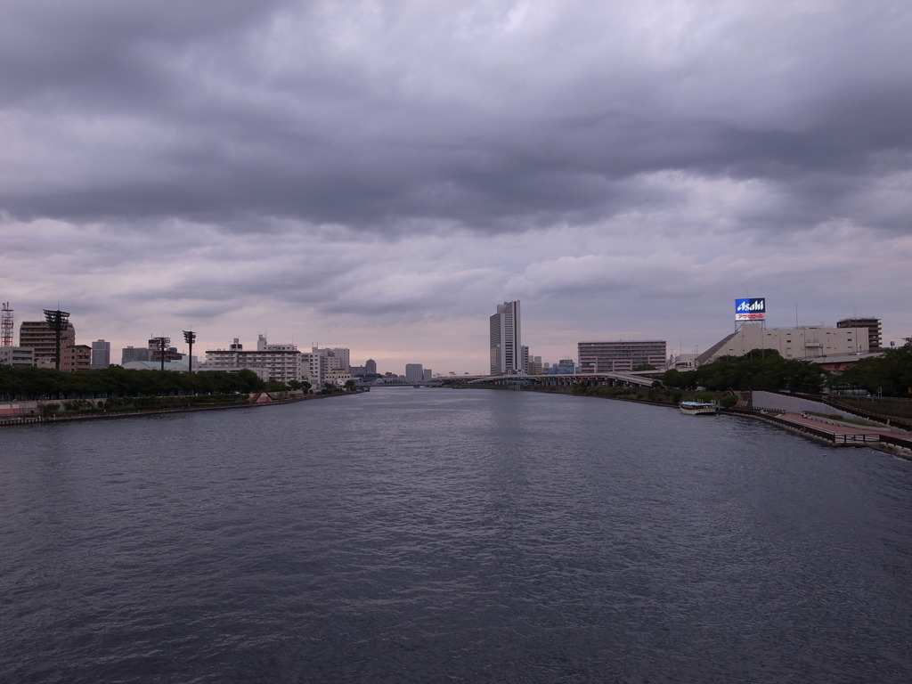 隅田川さくら橋から上流方向へ