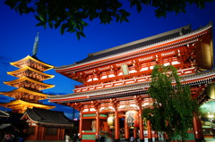 浅草寺と五重塔