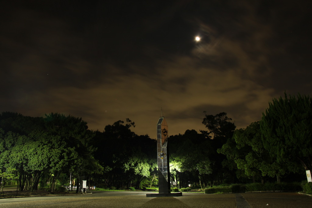 深夜の時計台