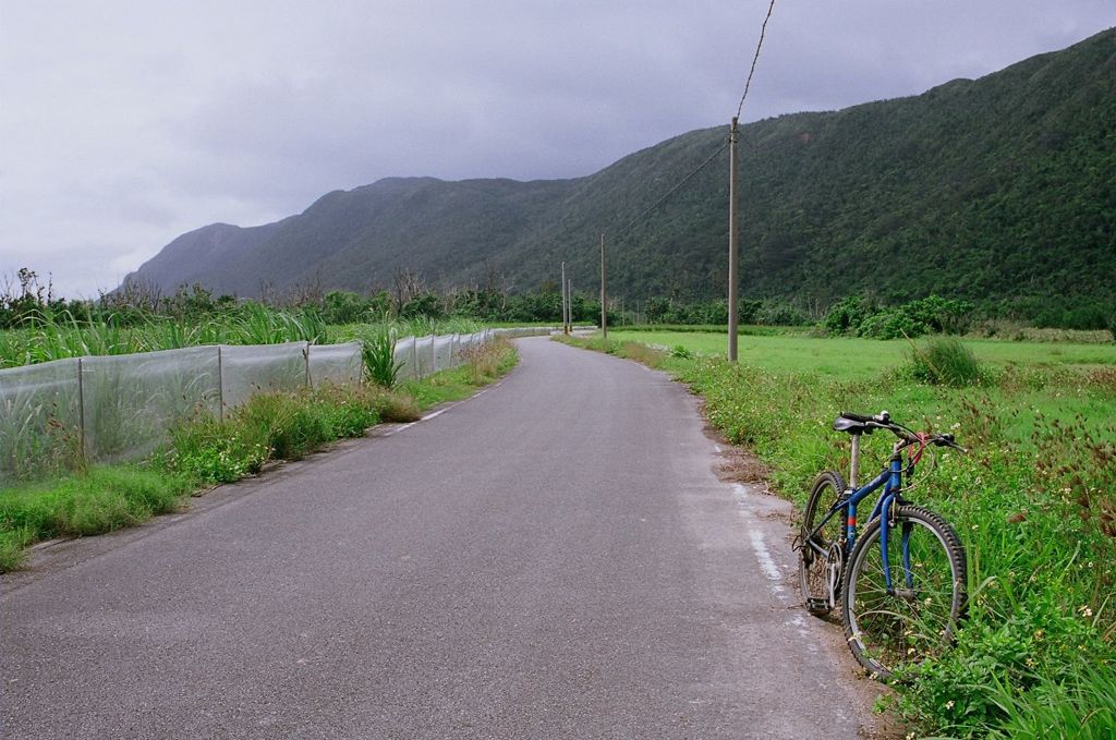 南風見田キャンプ場への道