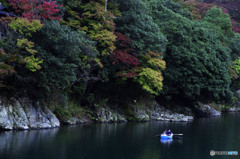 色づき始めた嵐山