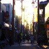 夕暮れの商店街