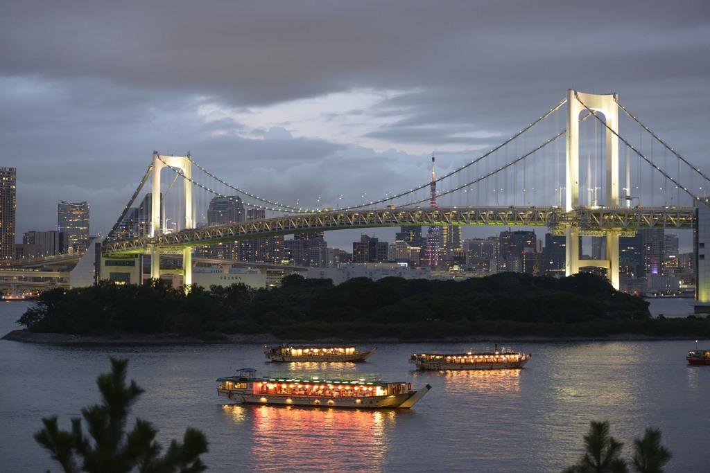 スペクタクル東京