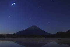 富士と星空