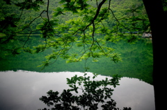 四尾連湖より