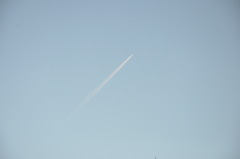 飛行機雲...