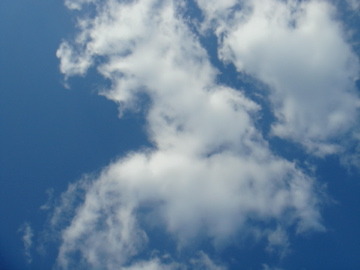 雲。