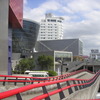 波打つ港