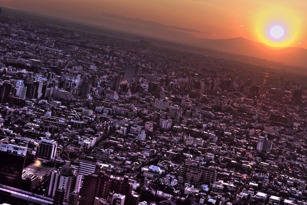 都庁から見た日の入り　HDR