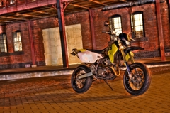 SUZUKI DR-Z400SM HDR