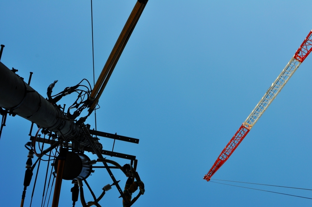 Hydro Pole & Crane