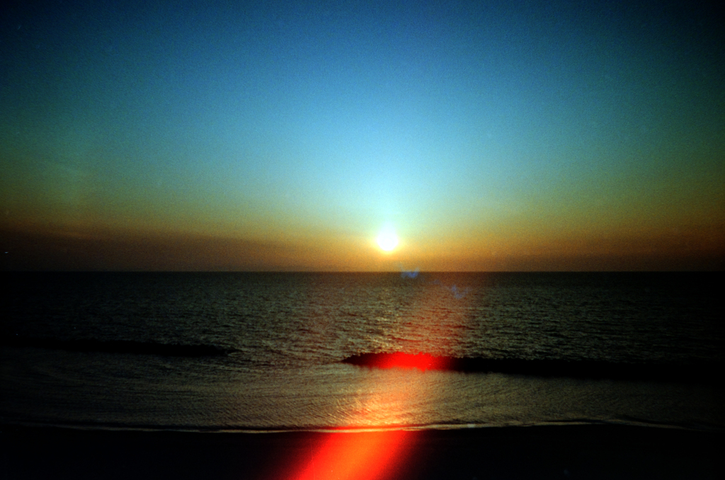 空とこの海 出会う場所_v2 ～似非夕日の道 w ～