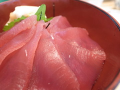 マグロ丼