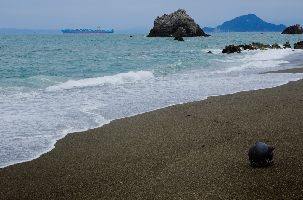 日出の海