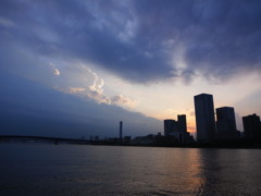 R0010537