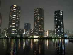 R0011562
