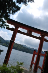 平和の鳥居